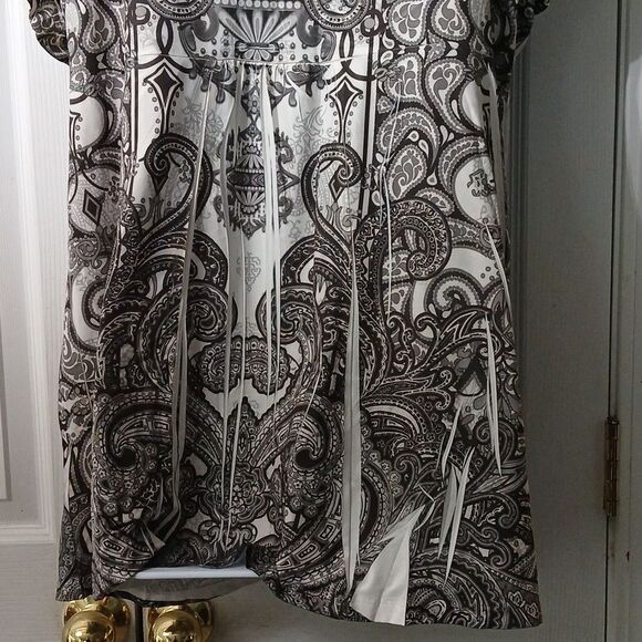 Apt 9 black gray white short sleeve casual blouse Sz 1X NWOT - Picture 6 of 8